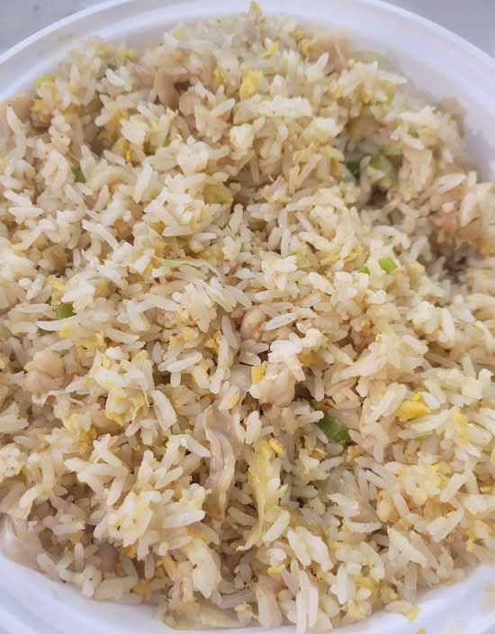 77. Diced Chicken Salted Fish Fried Rice (鹹 魚 雞 粒 炒 飯 )
